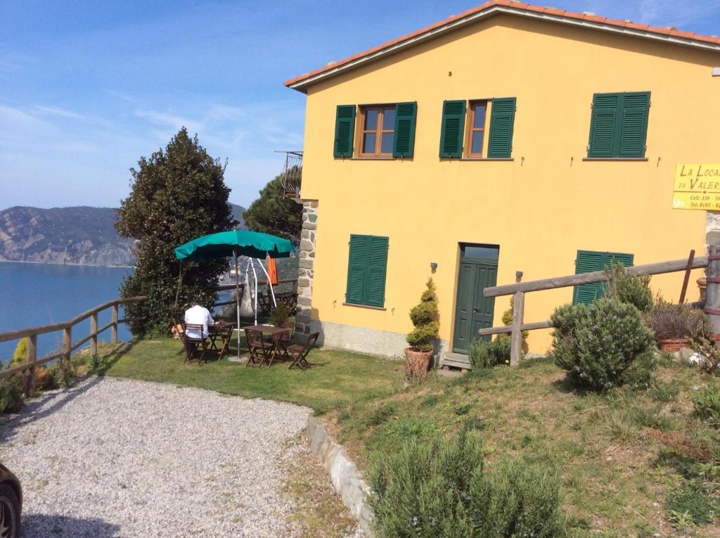 Valeria Séjour à la campagne Vernazza